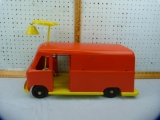 Metal toy ride-on delivery truck w/bell, 14-1/2