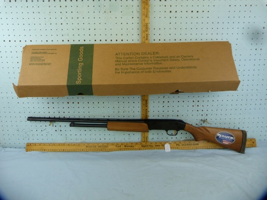 Mossberg 500 Pump Shotgun, .410, 2-1/2" - 3", SN: V0114048