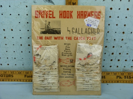 Gallagher Swivel Hook Harness display, 11" T x 8-1/2" W