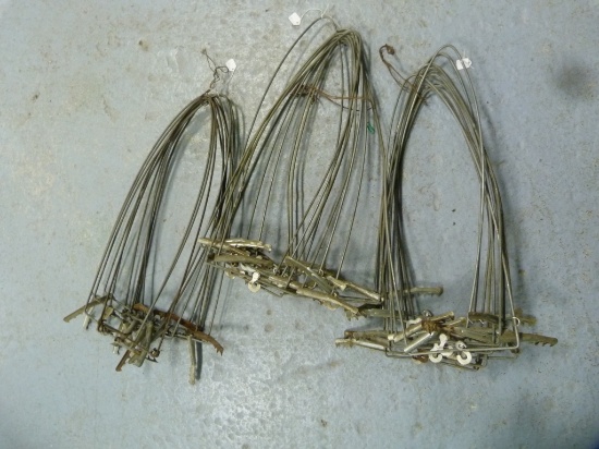 30 fur drying frames for muskrats - 1 missing bottom clamps
