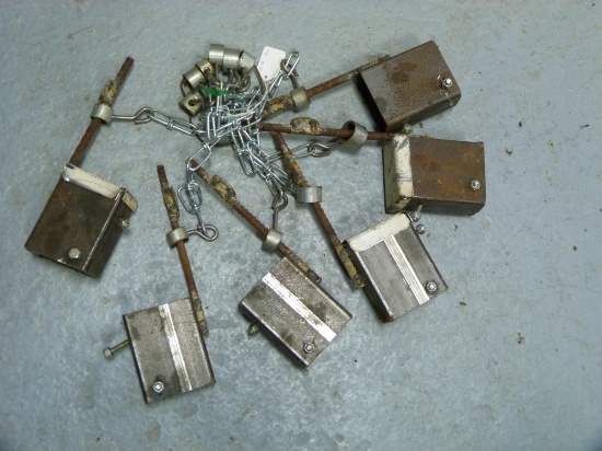 Traps: (6) Z Trap dog proof, 6x$