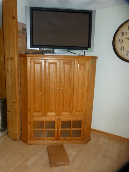 Sony 42" television w/remote & corner cabinet w/4 doors