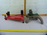Bench Buddy triangular gun rest & green/gray gun rest