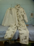 Cabela's white camo hunting jump suit, size Large Reg