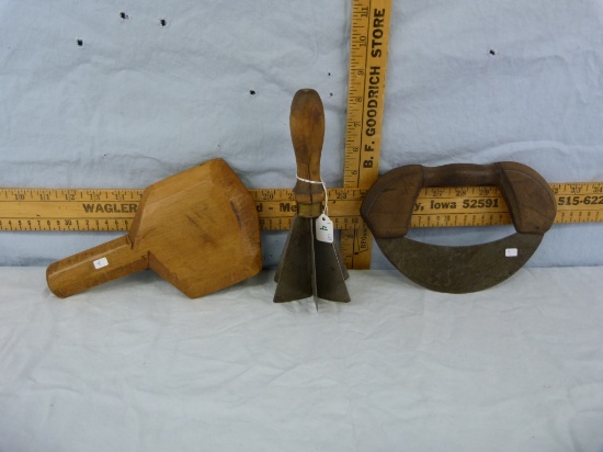 3 Kitchen utensils: wooden paddle & dough cutter
