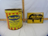 2 metal Moor Man's items: 