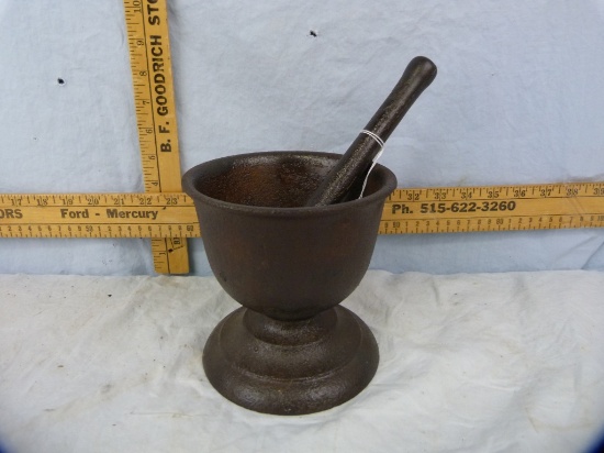 Cast iron 5-3/4" T mortar & 8-1/4" L pestle, some pitting