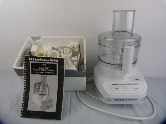 9 cup KitchenAid food processor - with 5 blades/graters