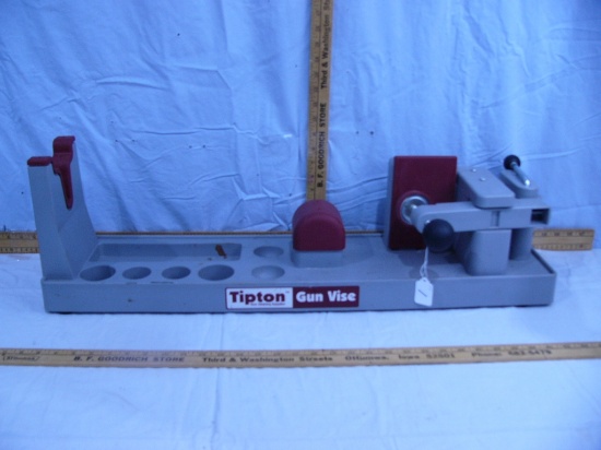 Tipton Gun Vise - 31-3/4" L x 7-1/2" D x 9-3/4" T