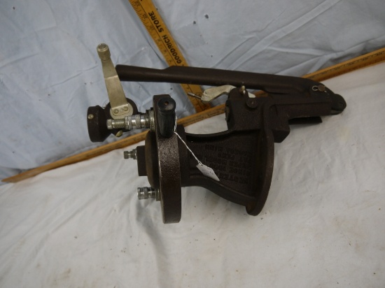 Herter's Super Model 234 cast reloader, 18" long