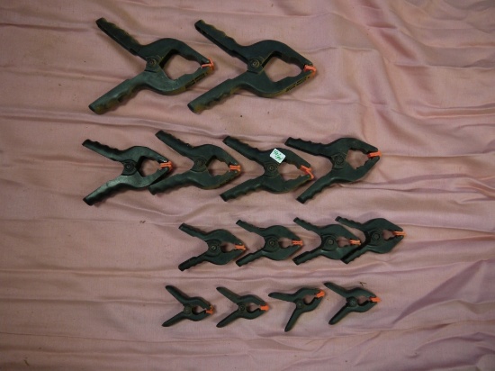 (14) clamps: variable sizes
