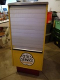 One quart Oil Display-Service cabinet - YOU ARRANGE SHIPPING OR PICKUP