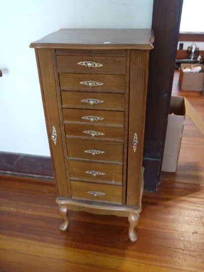 Jewelry cabinet