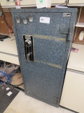 GARDALL 1-DOOR SAFE W/KEYS, COMBO