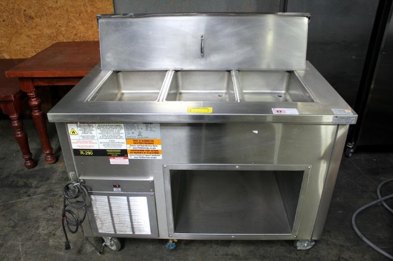 DELFIELD SCSC-50-EFP 50IN. SELF CONTAINED 3-PAN COLD FOOD SERVING COUNTER