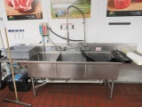 124-INCH 3-COMPARTMENT SINK WITH DRAIN BOARDS