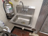 STAINLESS STEEL HAND SINK