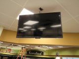 RCA FLAT SCREEN W/BRACKET