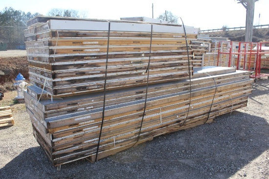 MISC. USED WALK-IN COOLER PANELS (7)4'X8' (5)2'X8' (5)15'X4' (2)2'X15' (3)4'X14' (1)2'X14'