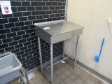 S/STEEL RECEIVING DESK