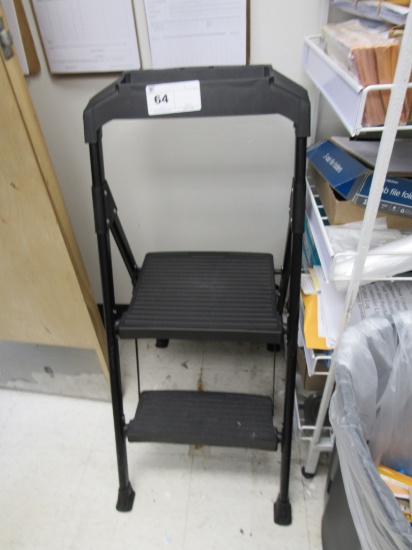 STEP LADDER