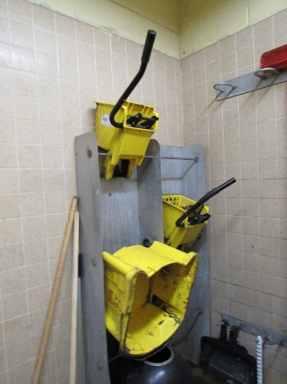 MOP BUCKET