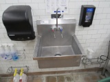 STAINLESS STEEL HAND SINK