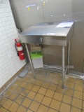 S/STEEL RECEIVING DESK