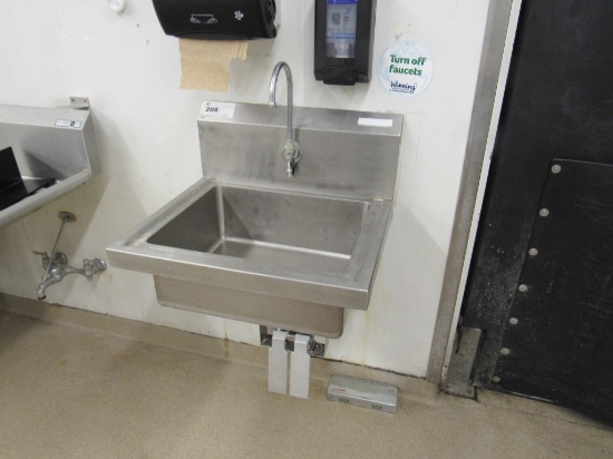 STAINLESS STEEL HAND SINK