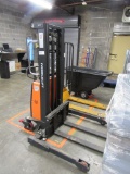 2020 NOBLELIFT SPN22-98 2200LB SEMI-ELECTRIC STACKER