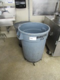 ROUND TRASH CANS