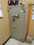 AMVAULT 1-DOOR SAFE W/CODE
