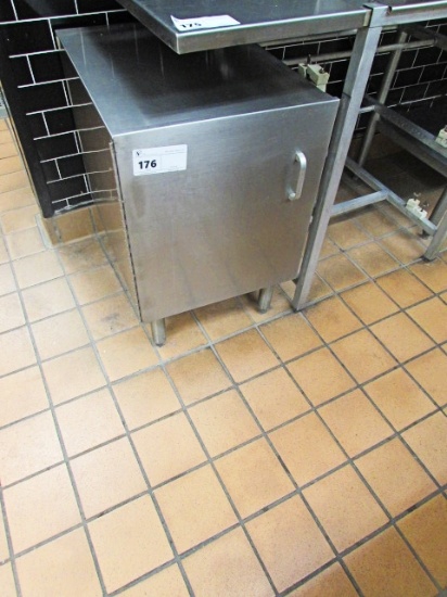 18IN X 24IN STAINLESS STEEL CABINET