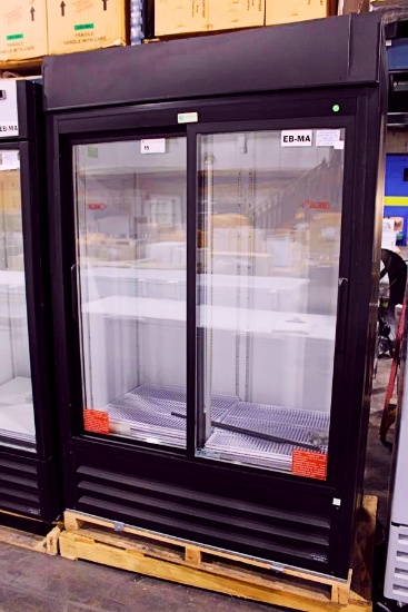 NEW SCRATCH & DENT EXCELLENCE VR-45-SLD SELF CONTAINED 2-SLIDE DOOR COOLER 2017 - MISSING FACTORY LI