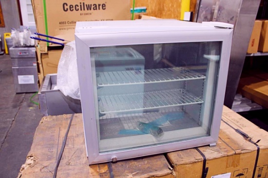 NEW EXCELLENCE CTF-2B 22.5IN. COUNTERTOP FREEZER