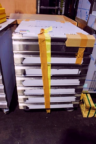 NEW PREPRITE PAD7 23IN. STAINLESS STEEL 7-DRAWER AMBIENT CABINET ON CASTERS