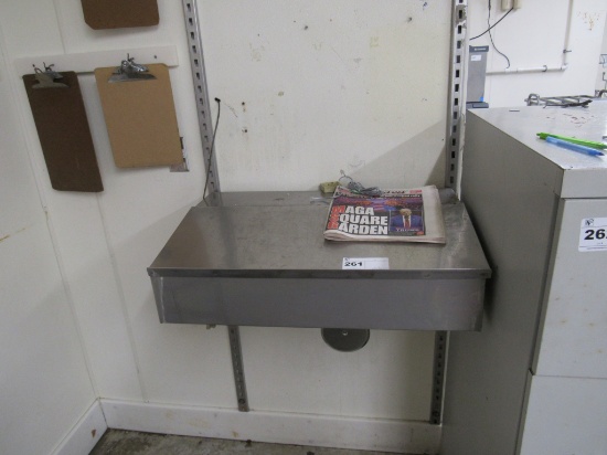 S/STEEL RECEIVING DESK