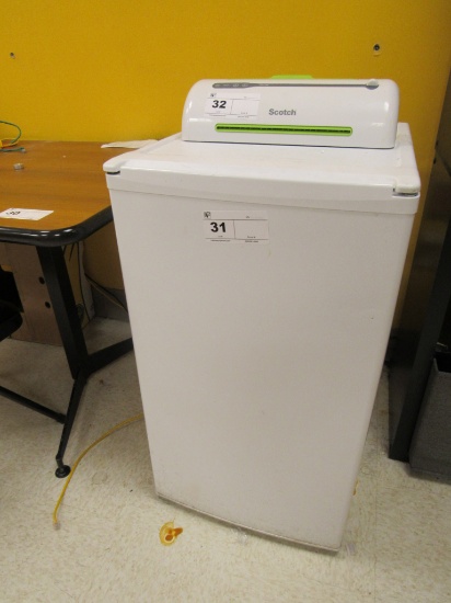 SANYO REFRIGERATOR