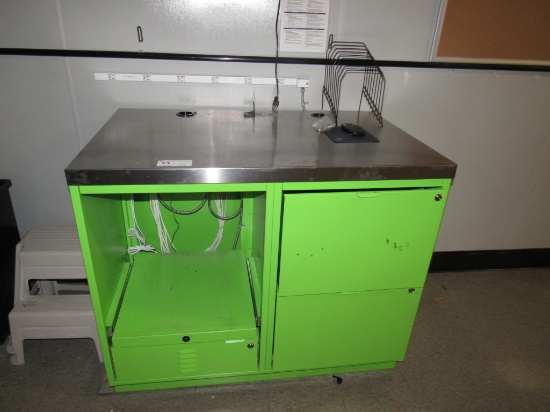 4FT WORK COUNTER W/STAINLESS TOP