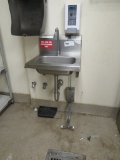 STAINLESS STEEL HAND SINK