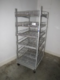 GRAVITY-FLOW DAIRY CART