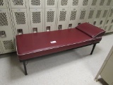 CHAISE LOUNGE