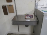 S/STEEL RECEIVING DESK