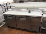 67-INCH TRUE TPP-67 SELF-CONTAINED PIZZA PREP TABLE