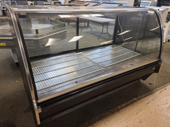 79.5"x43.5" Tyler LCBR77 Curved Glass Refrigerated Case, 115v 1ph - remote, no compressor