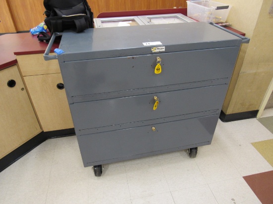 3-DRAWER LOCKING CART
