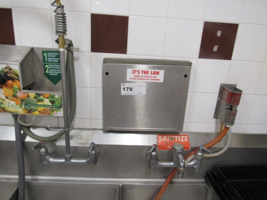 KNIFE RACK