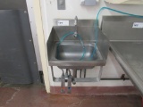 STAINLESS STEEL HAND SINK