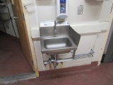 STAINLESS STEEL HAND SINK