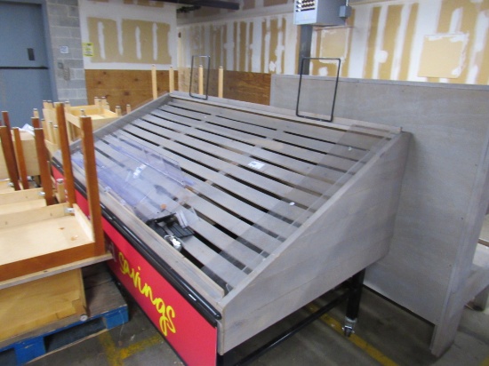 8FT SLANT PRODUCE TABLE